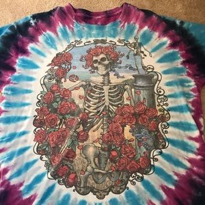 Grateful Dead t-shirt
